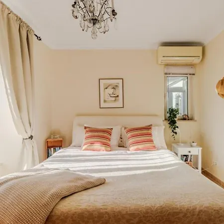 Beautiful 5 Bedroom With Panoramic Sea Views Apartmán