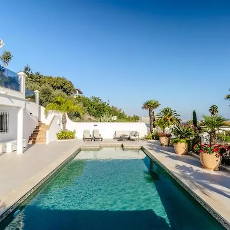 Apartmán Beautiful 5 Bedroom With Panoramic Sea Views Albufeira