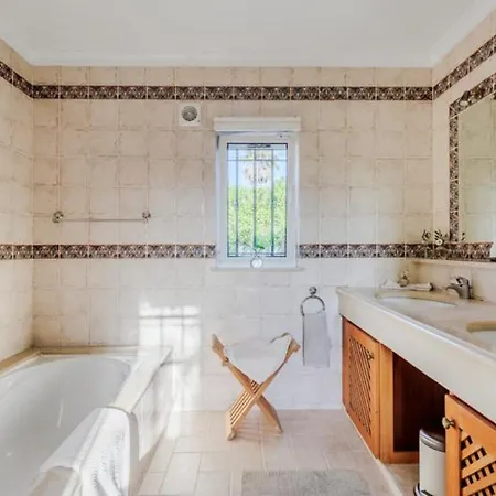 Beautiful 5 Bedroom With Panoramic Sea Views Albufeira
